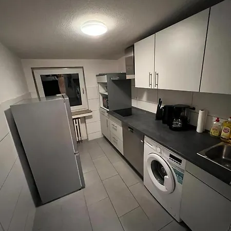 Apartment Zentral Gelegene In Fuer Bis Zu 5 Personen *