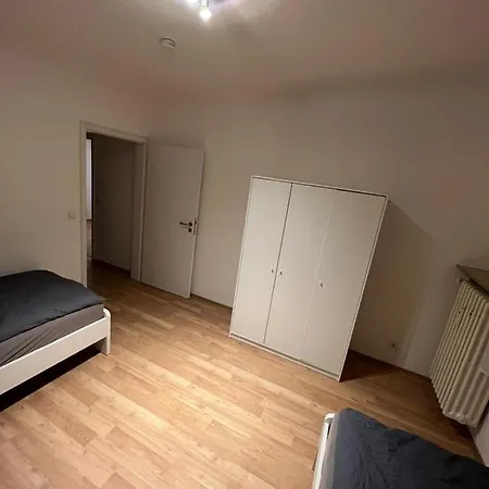 Zentral Gelegene In Fuer Bis Zu 5 Personen *