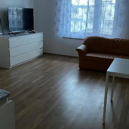 Apartment Zentral Gelegene In Fuer Bis Zu 5 Personen *