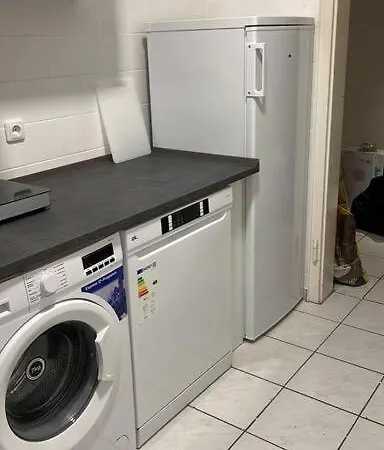 Zentral Gelegene In Fuer Bis Zu 5 Personen *