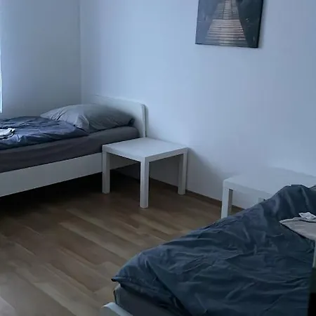 Zentral Gelegene In Fuer Bis Zu 5 Personen Apartment