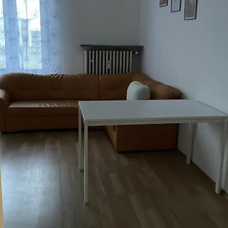 Zentral Gelegene In Fuer Bis Zu 5 Personen *
